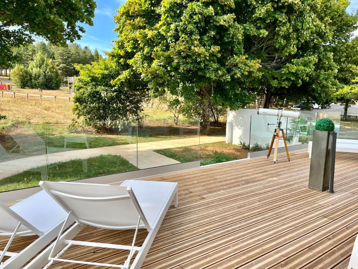 Domaine De Mende Brenoux Suites & Spa ภายนอก รูปภาพ